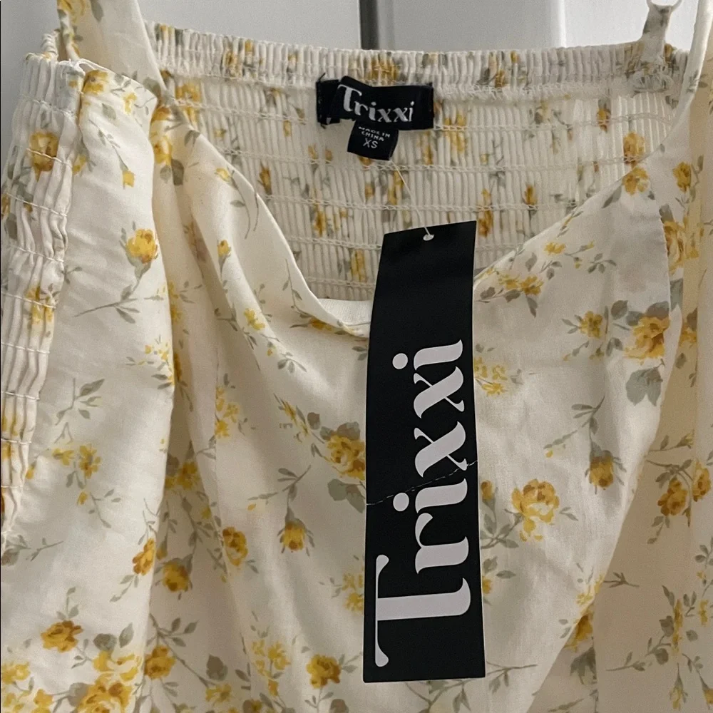 Trixxi Yellow Floral Print Dress NWT - Picture 5 of 7